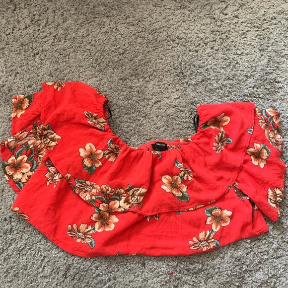Forever 21 Cropped Ruffle Top - Picture 5 of 5